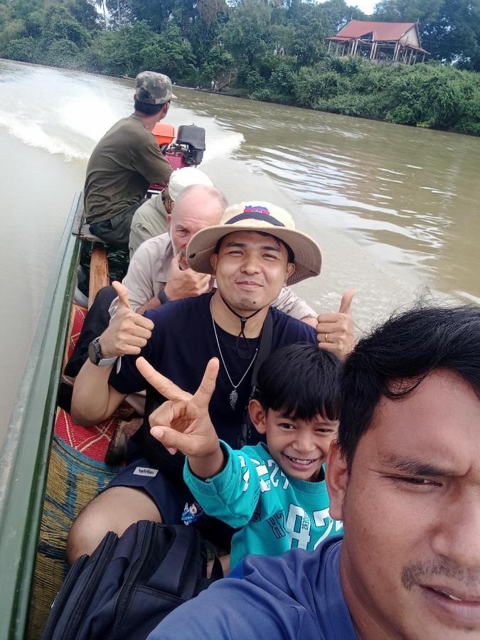 Bee Bee'S Chalets Home Stay And Trekking バンラング エクステリア 写真