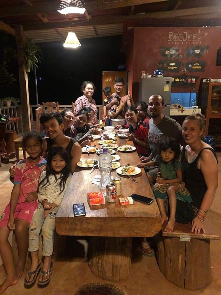 Bee Bee'S Chalets Home Stay And Trekking バンラング エクステリア 写真