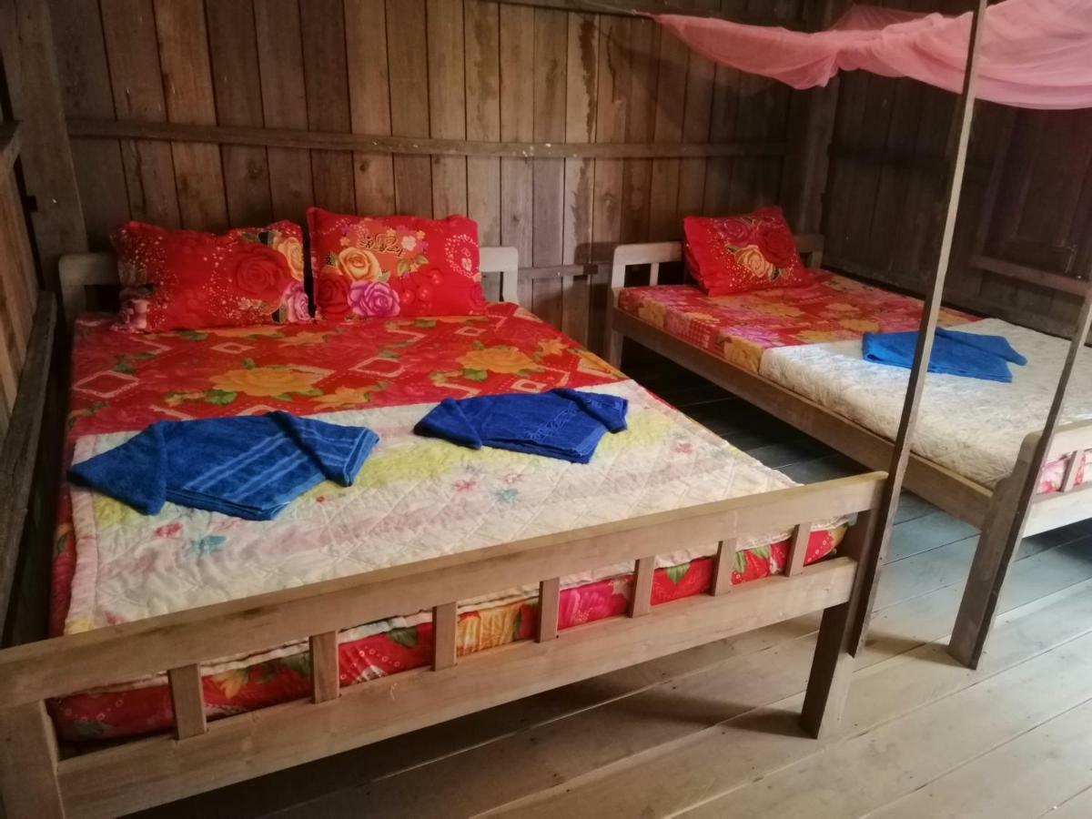 Bee Bee'S Chalets Home Stay And Trekking バンラング エクステリア 写真